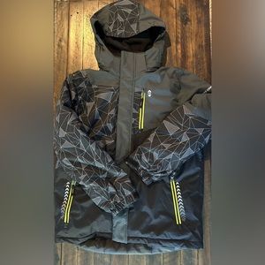 Free country winter jacket with non removable lining and removeable hood